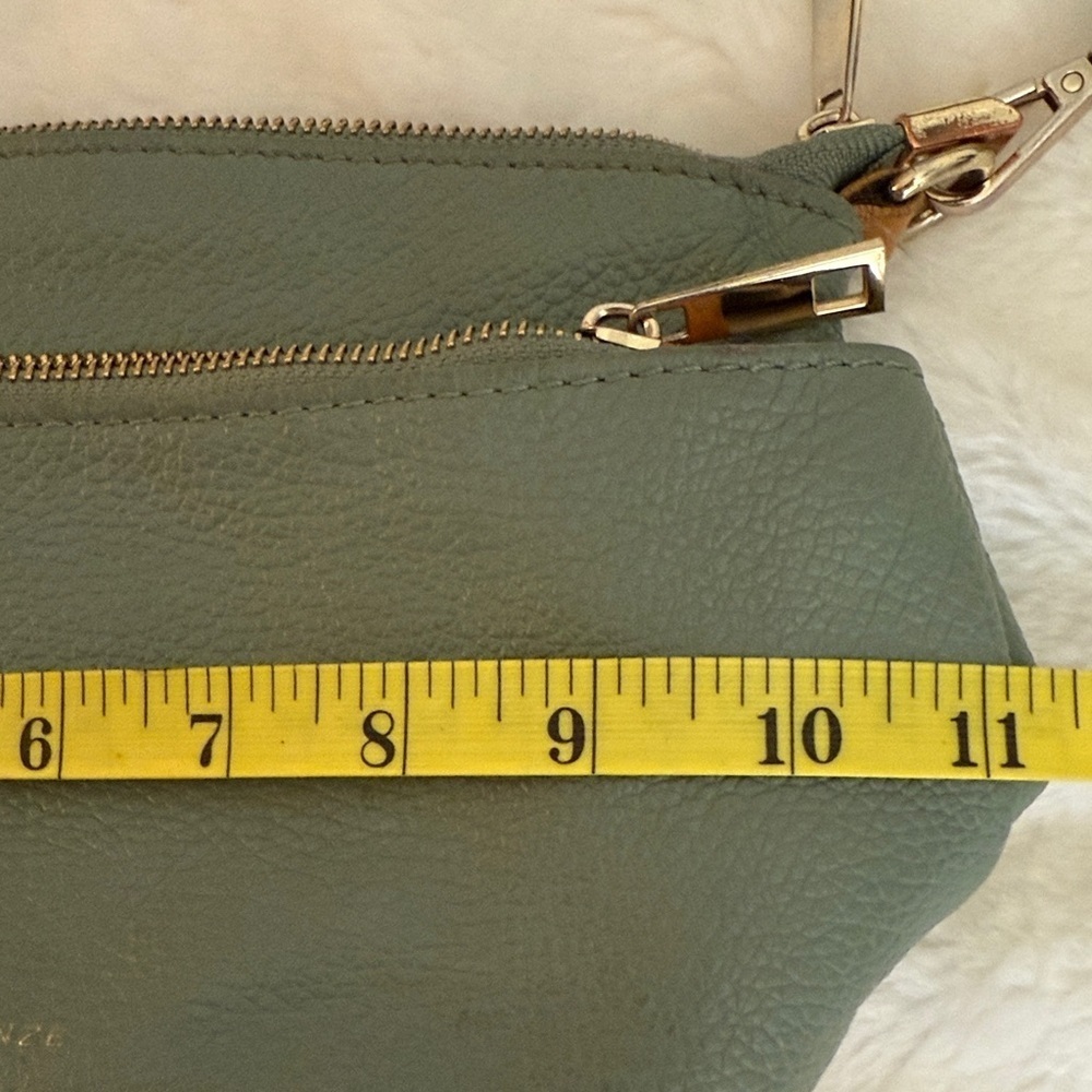 Diana Freneze Green Leather Crossbody Bag – Multi Zip - Picture 14 of 16